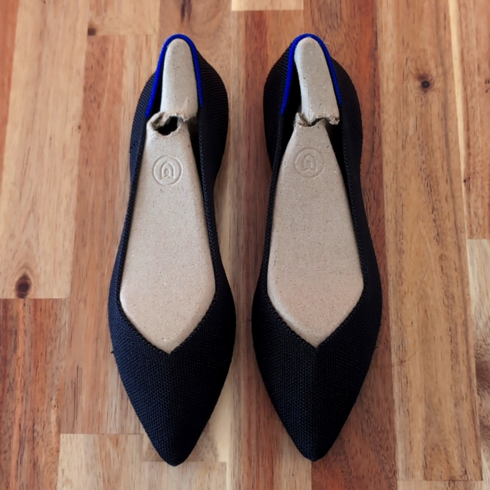 Black 'The Point' Rothy's, Size 7